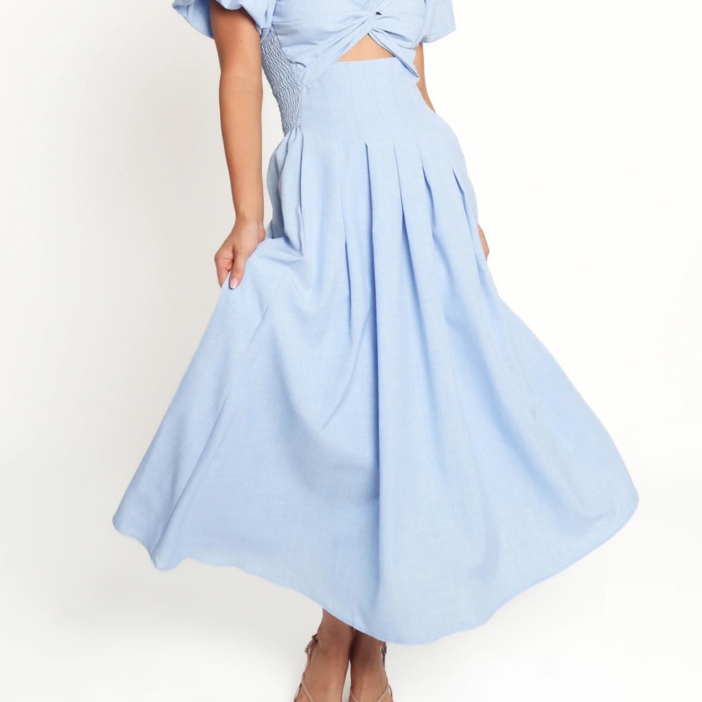 Petal & Pup cintra puff sleeve maxi dress - Picture 2 of 4